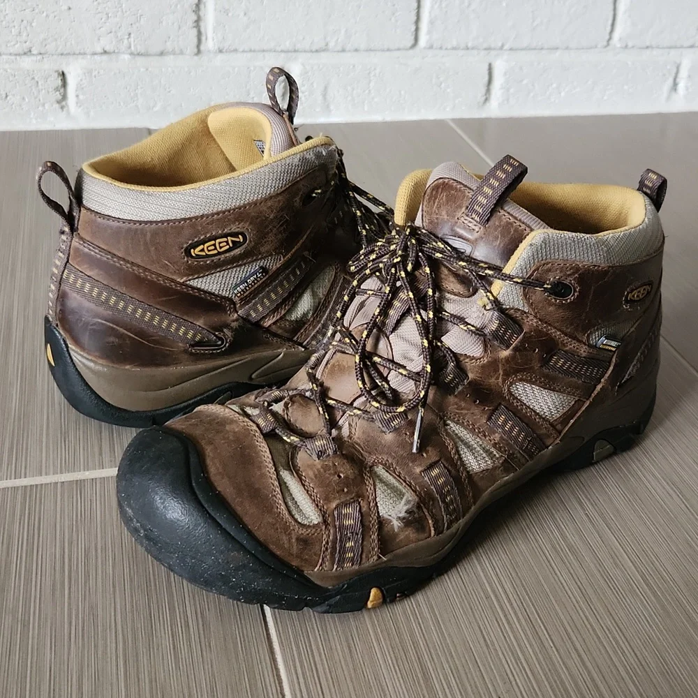 KEEN Siskiyou Mid Waterproof Leather Hiking Boots Sz 13